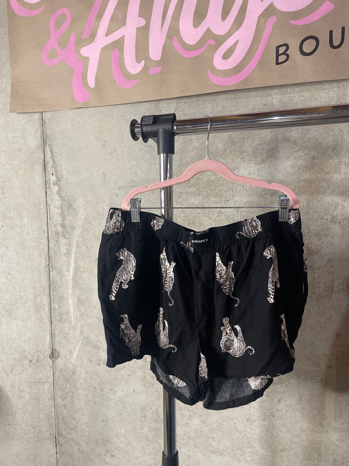 PRELOVED Size large boxer shorts