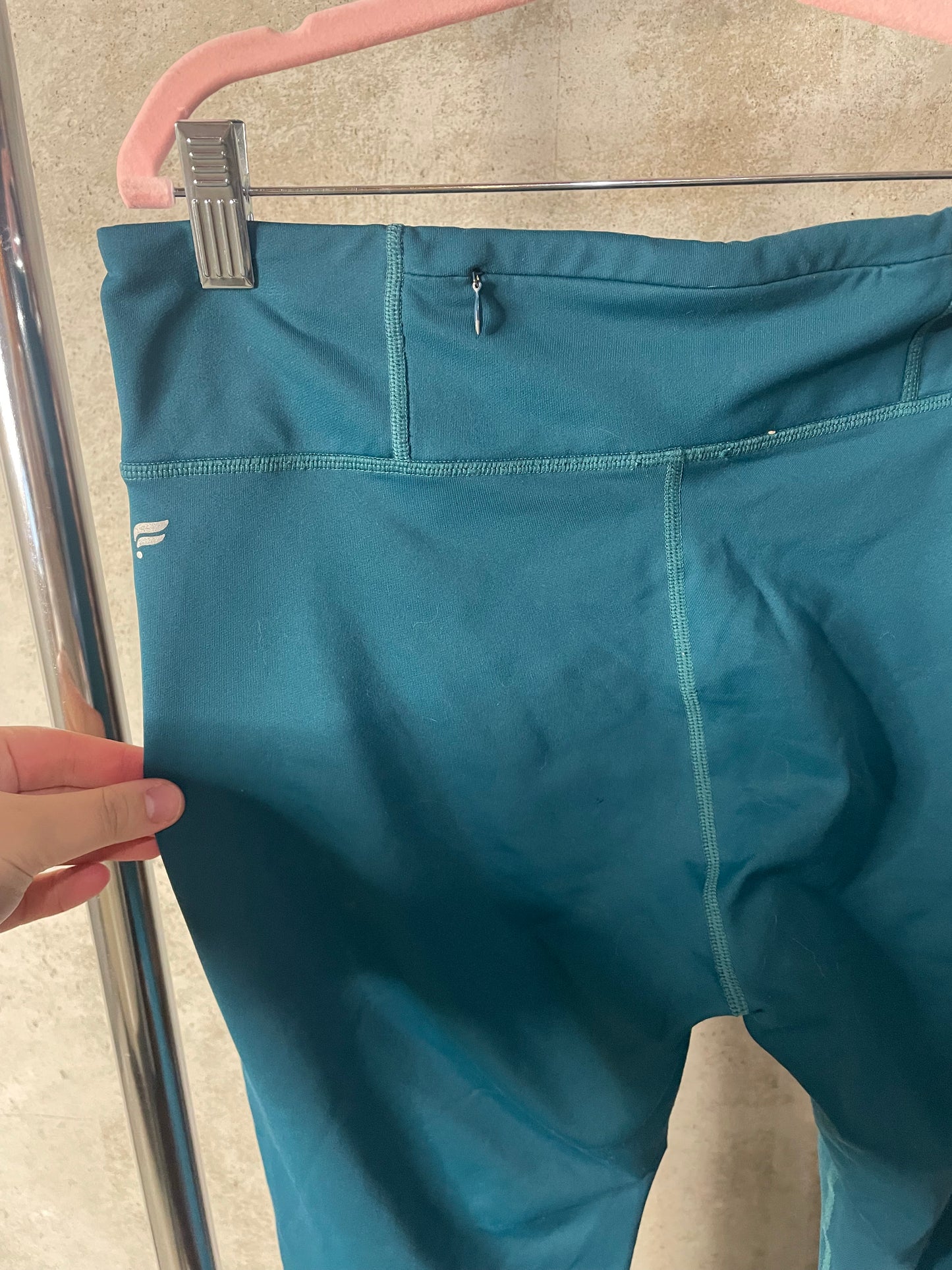 PRELOVED Size medium fabletics leggings