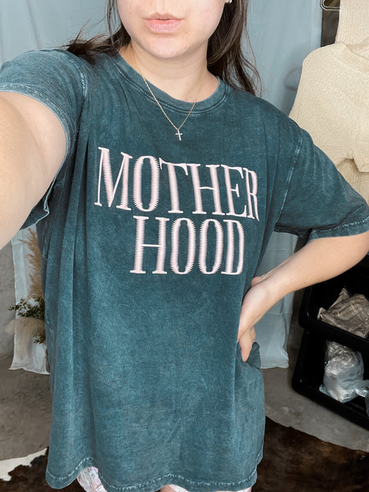 MOTHERHOOD TEE