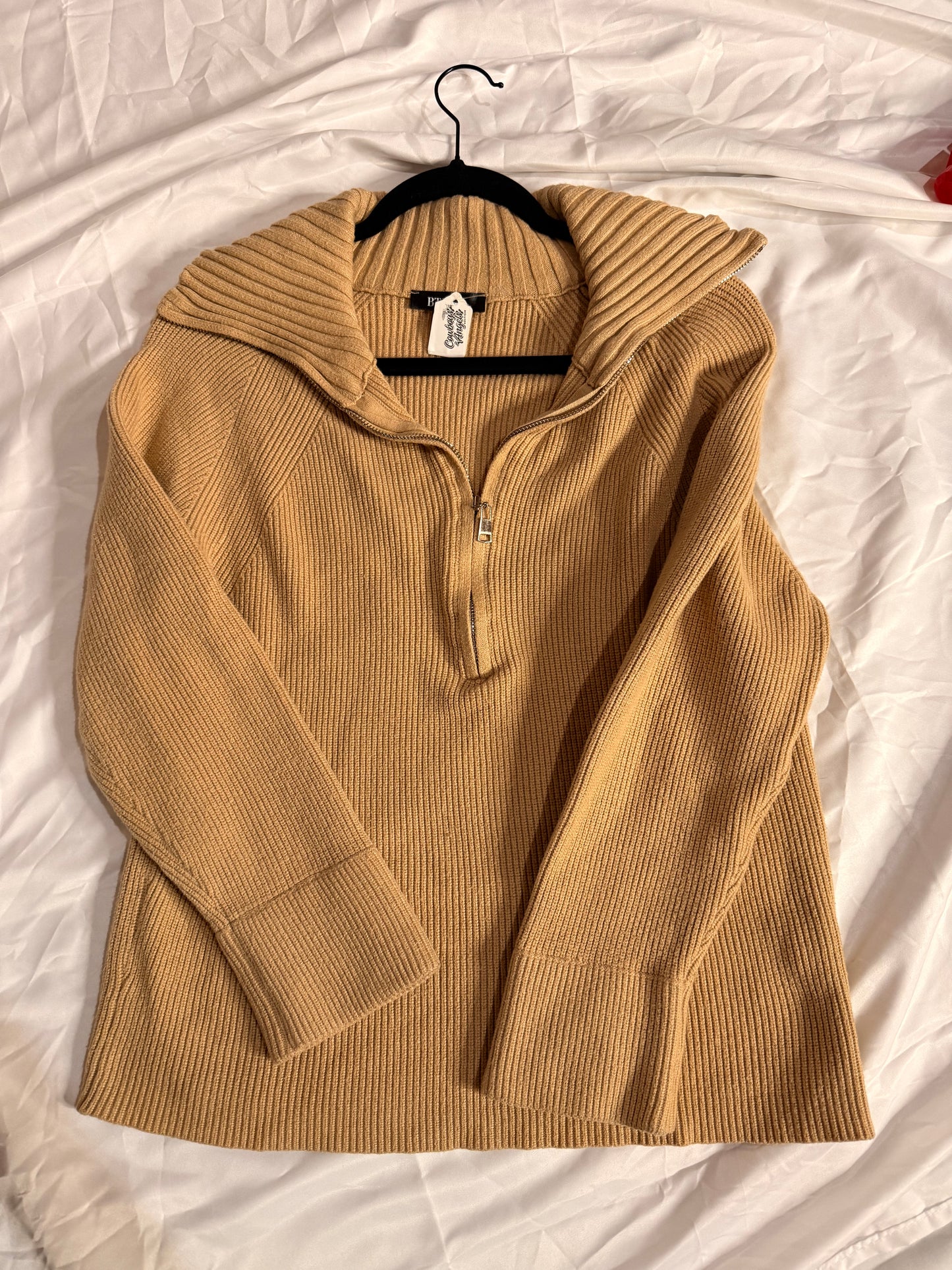 Size Small Ribbed Mocha Quarterzip
