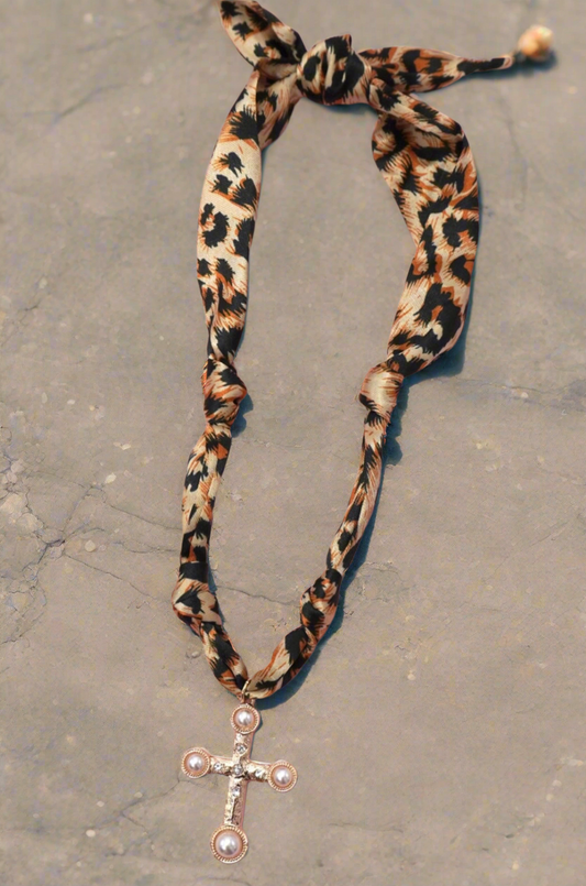 Scarf cheetah cross necklace