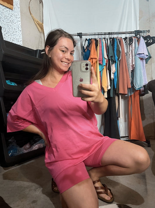 JULIE SET IN HOT PINK