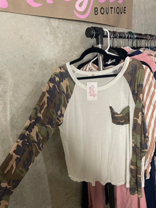 PRELOVED Size Large boutique shirt