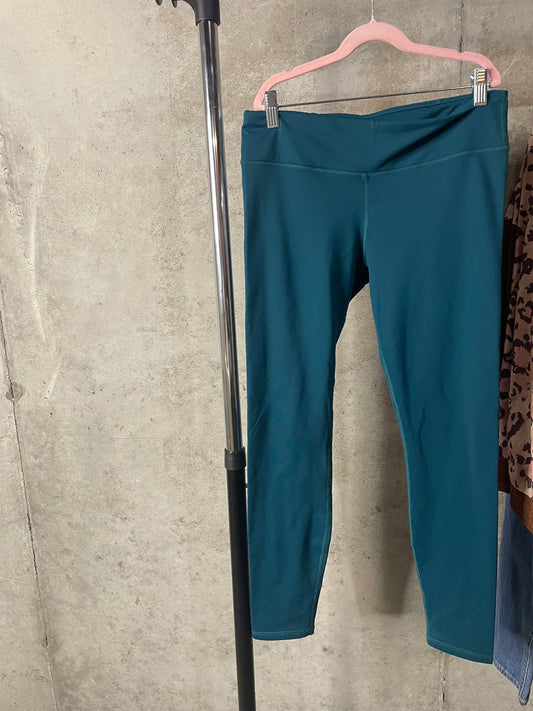 PRELOVED Size medium fabletics leggings